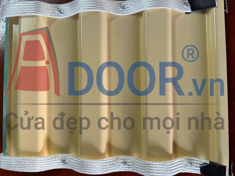 Mẫu Cửa cuốn tự động tấm liền Adoor biên hòa