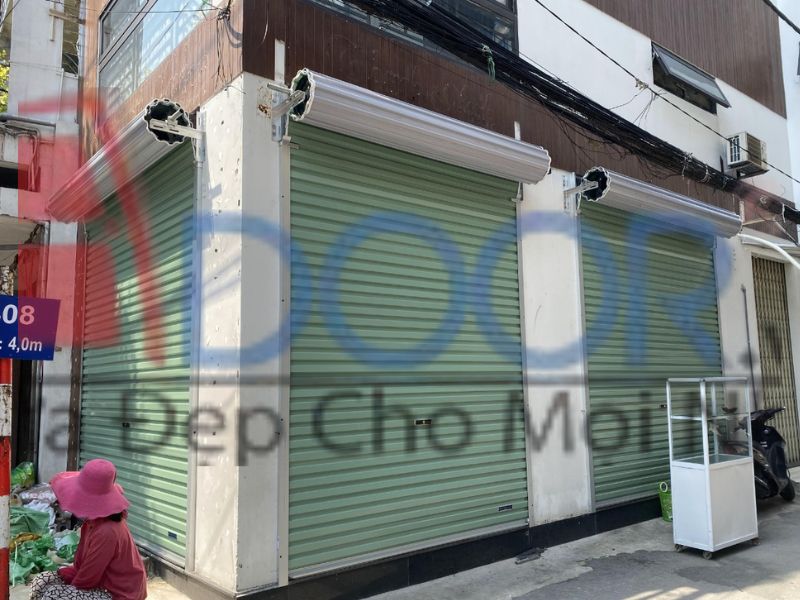 Mẫu Cửa cuốn tự động tấm liền Úc tại Hạ Long