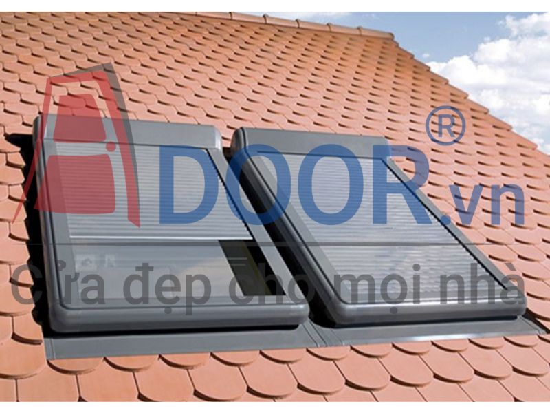 Mẫu Giếng trời mở lật 2 cánh tại biên hòa