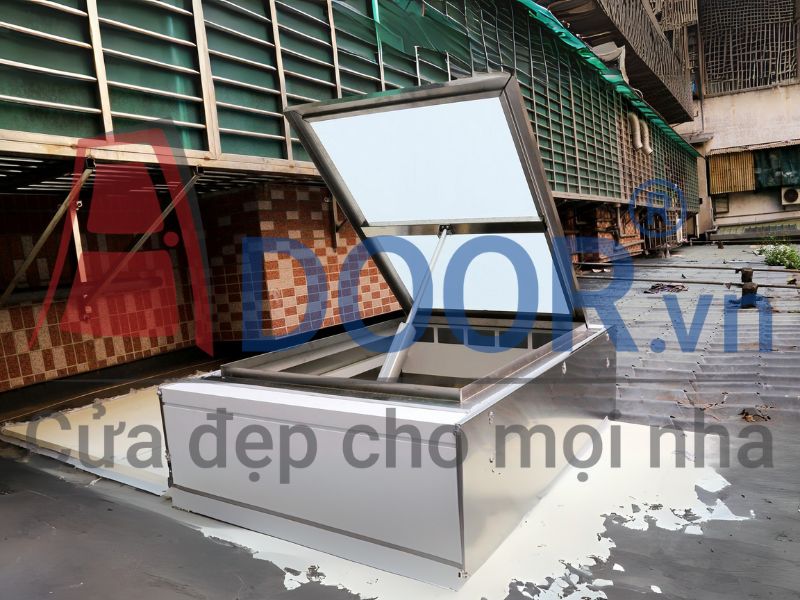 Mẫu Giếng trời mở quay