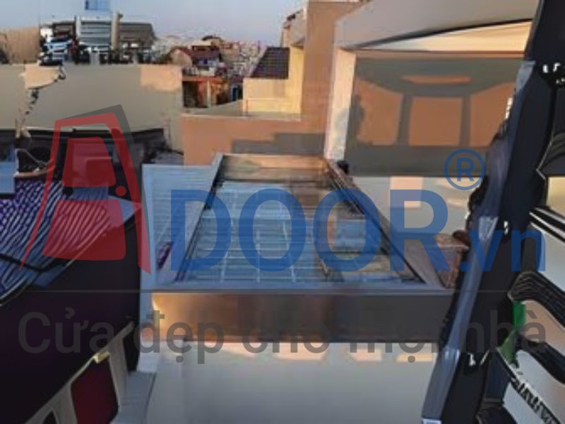 Mẫu Giếng trời trượt ngang 1 cánh Adoor