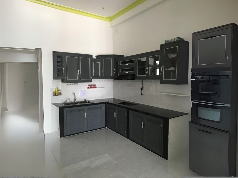 Tủ bếp nhôm kính cửa nhôm màu đen tại Adoor