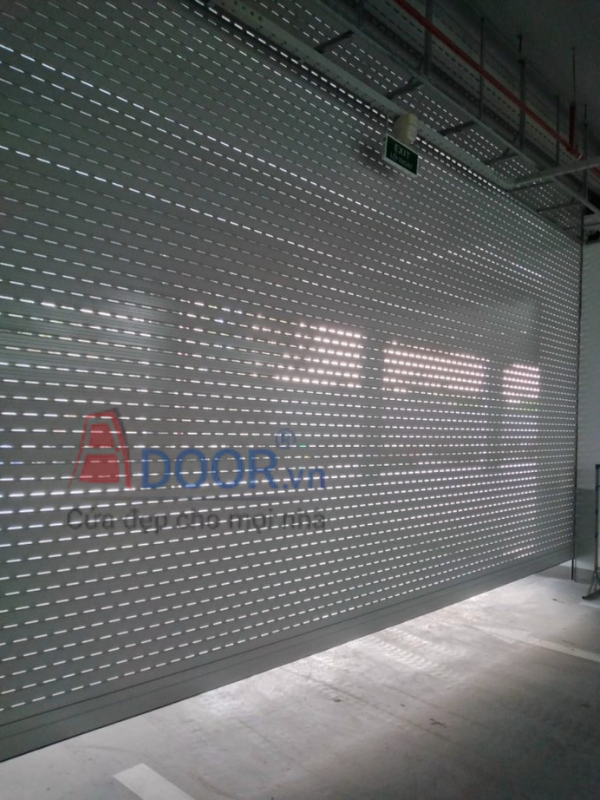 Mẫu cửa cuốn khe thoáng tại Móng Cái