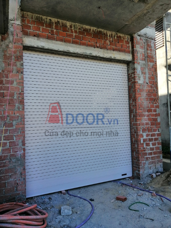Mẫu cửa cuốn khe thoáng tại Hạ Long