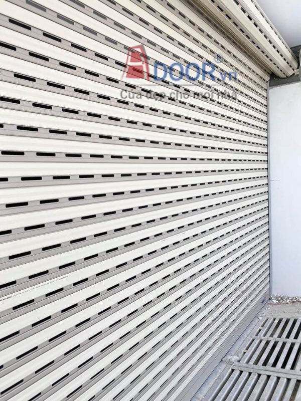 Mẫu cửa cuốn khe thoáng C70