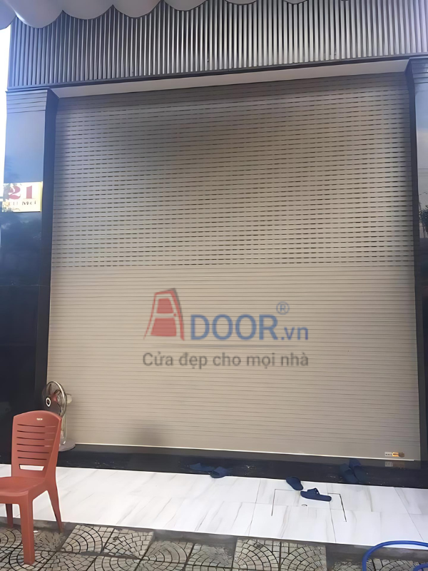 Mẫu cửa cuốn khe thoáng NS01 tại Long Xuyên