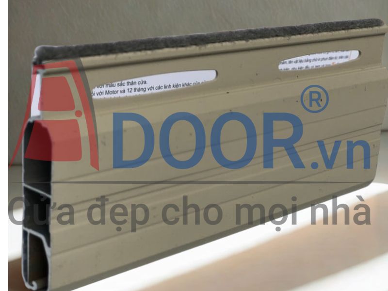 Mẫu cửa cuốn tự động PM49s