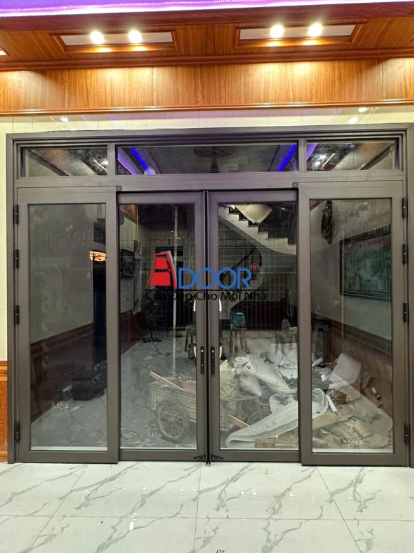 Cửa trượt quay 4 cánh phù hợp cho các công trình lớn, sang trọng Cửa trượt quay 4 cánh phù hợp cho các công trình lớn, sang trọng