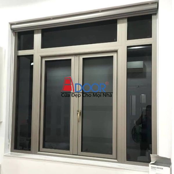 Cửa sổ mở quay Maxpro Long An hiện đại, sang trọng Cửa sổ mở quay Maxpro Long An hiện đại, sang trọng