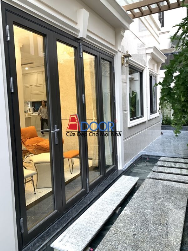 Cửa xếp trượt nhiều cánh, giải pháp tối ưu cho không gian rộng, linh hoạt mở đóng Cửa xếp trượt nhiều cánh, giải pháp tối ưu cho không gian rộng, linh hoạt mở đóng