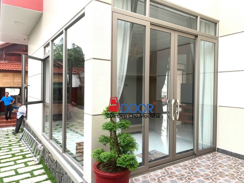 Cửa mở lùa Maxpro tiện lợi phù hợp nhà phố và văn phòng Cửa mở lùa Maxpro tiện lợi phù hợp nhà phố và văn phòng