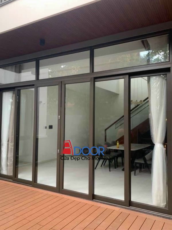 Cửa lùa Maxpro tiết kiệm diện tích, thích hợp ban công và sân vườn Cửa lùa Maxpro tiết kiệm diện tích, thích hợp ban công và sân vườn