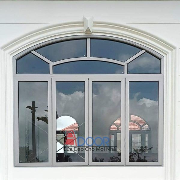 Mẫu cửa sổ Adoor nhôm kính mở quay với thiết kế tinh tế, phù hợp với các không gian cần sự thông thoáng