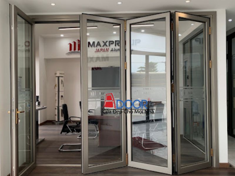 Cửa xếp trượt Maxpro linh hoạt và tiết kiệm diện tích Cửa xếp trượt Maxpro linh hoạt và tiết kiệm diện tích