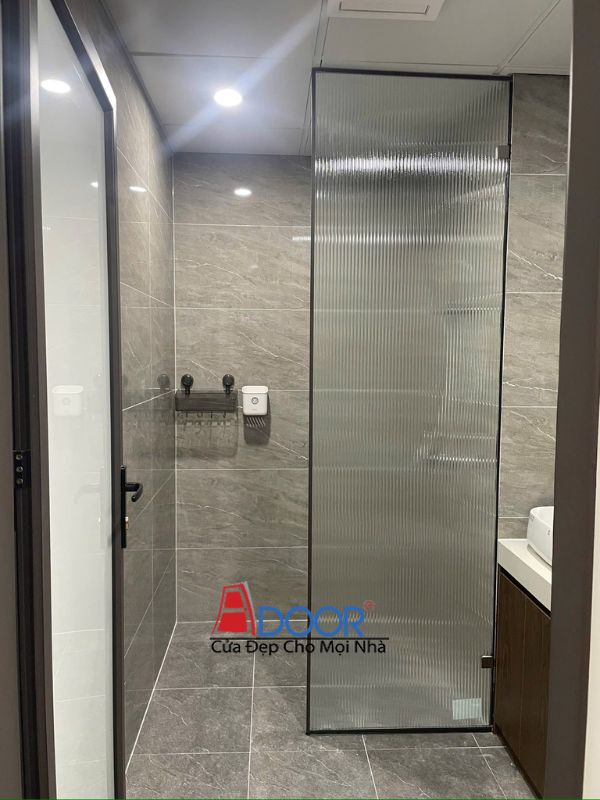 Ảnh mẫu cửa nhôm Slim kết hợp vách kính trong suốt, hiện đại, tạo không gian mở Ảnh mẫu cửa nhôm Slim kết hợp vách kính trong suốt, hiện đại, tạo không gian mở