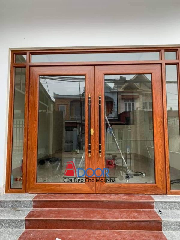 Cửa thủy lực lắp đặt tại nhà phố Vị Thanh Cửa thủy lực lắp đặt tại nhà phố Vị Thanh