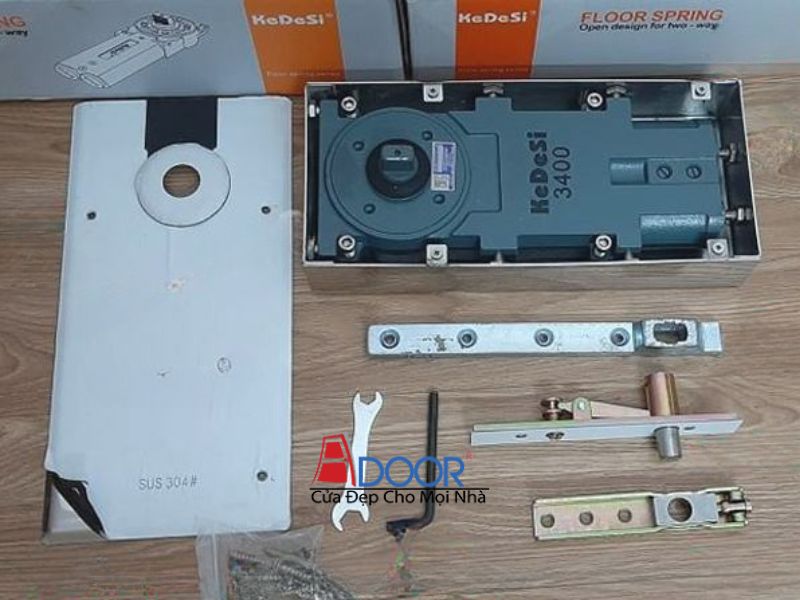 Bản lề thủy lực hiện đại giúp cửa vận hành nhẹ nhàng và bền bỉ Bản lề thủy lực hiện đại giúp cửa vận hành nhẹ nhàng và bền bỉ