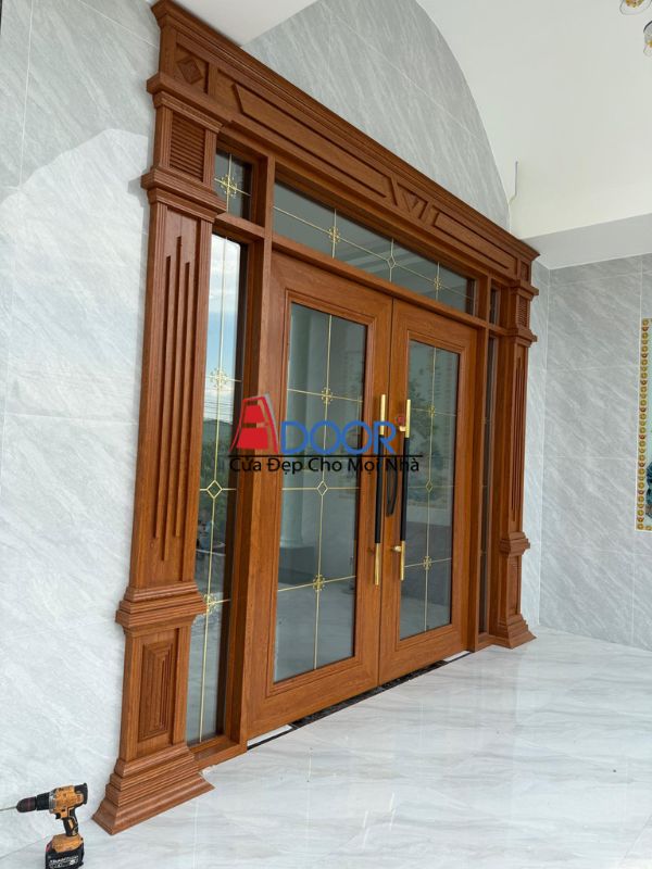 Mẫu cửa thủy lực khuôn phào Adoor tại một biệt thự phong cách tân cổ điển Mẫu cửa thủy lực khuôn phào Adoor tại một biệt thự phong cách tân cổ điển