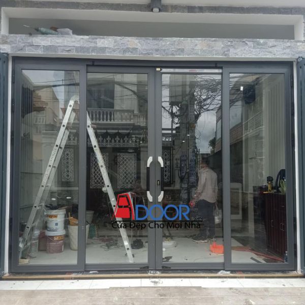 Mẫu cửa trượt quay Xingfa tại một căn hộ Mẫu cửa trượt quay Xingfa tại một căn hộ