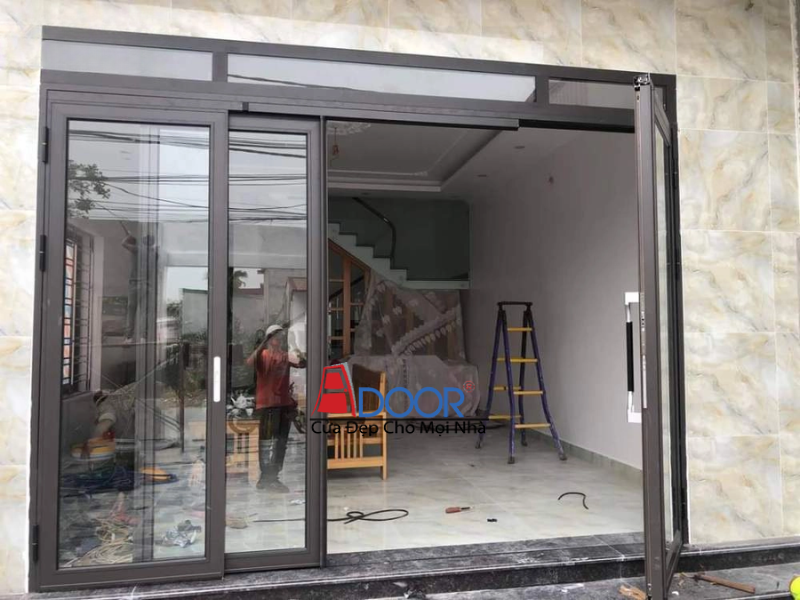 Cửa 4 cánh mở rộng tối đa không gian, thích hợp phòng khách Cửa 4 cánh mở rộng tối đa không gian, thích hợp phòng khách