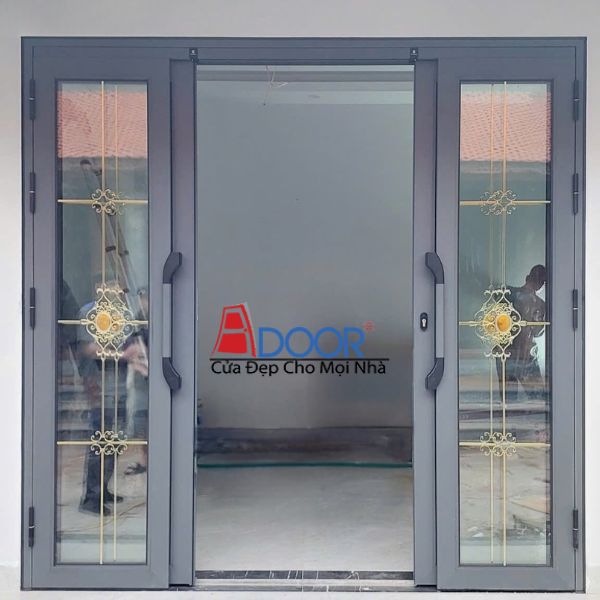 Cửa nhôm trượt quay Adoor có nan trang trí Cửa nhôm trượt quay Adoor có nan trang trí