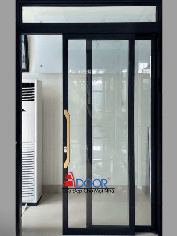 Minh họa cửa 2 cánh đang được lắp đặt tại công trình thực tế ở Kiên Giang Minh họa cửa 2 cánh đang được lắp đặt tại công trình thực tế ở Kiên Giang