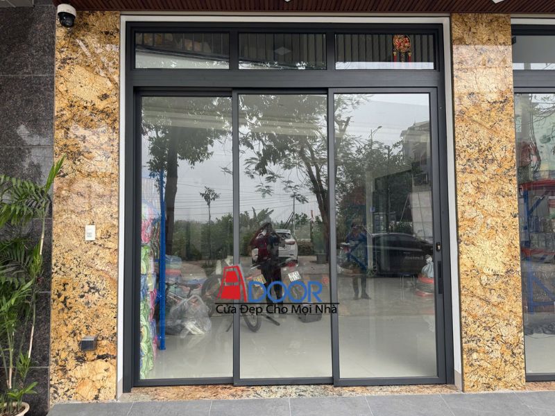 Mẫu cửa nhôm trượt quay 3 cánh Mẫu cửa nhôm trượt quay 3 cánh
