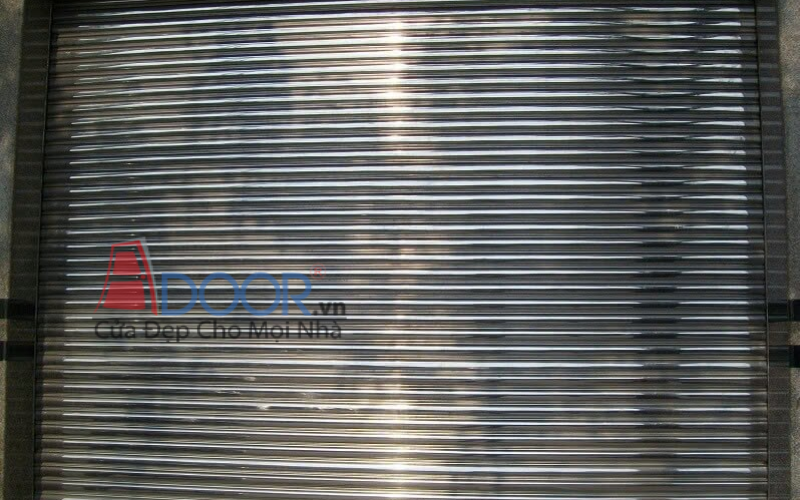 Cửa cuốn Đài Loan Adoor kéo tay bằng inox 304