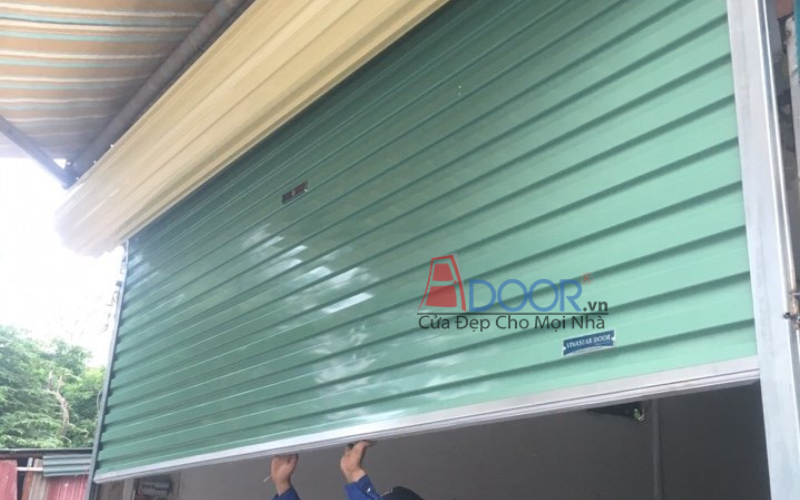 Cửa cuốn Đài Loan kéo tay bằng tôn mạ màu (0.6mm - 0.7mm)