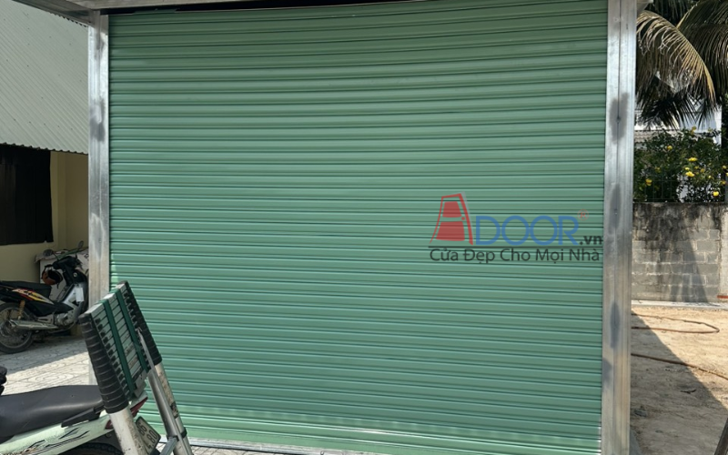 Cửa cuốn Đài Loan kéo tay bằng tôn mạ màu