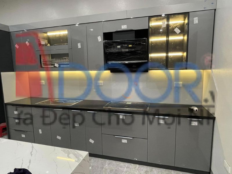 Giá tủ bếp hợp kim nhôm cánh kính dạng chữ I