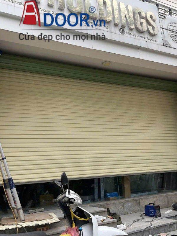 Adoor thi công cửa cuốn Úc cho cửa hàng kinh doanh tại Pleiku