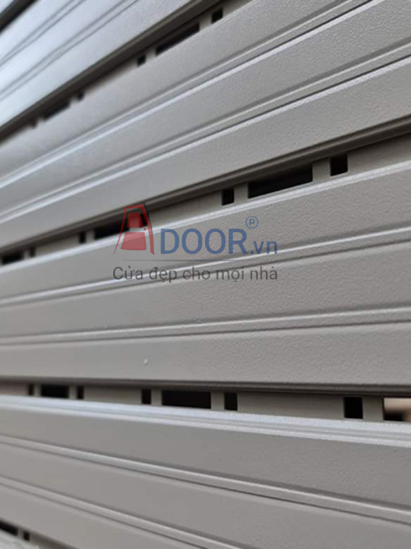 Mẫu cửa cuốn khe thoáng Super S6
