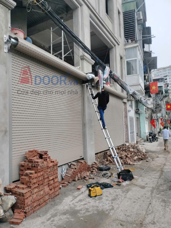 Mẫu cửa cuốn khe thoáng tại Kon Tum X205R