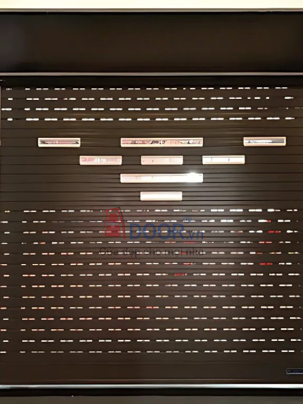 Mẫu cửa cuốn khe thoáng M70