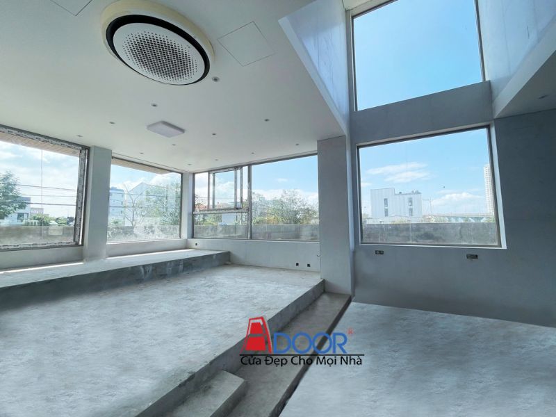 Vách kính Maxpro phù hợp văn phòng, nhà hàng hoặc căn hộ cao cấp Vách kính Maxpro phù hợp văn phòng, nhà hàng hoặc căn hộ cao cấp