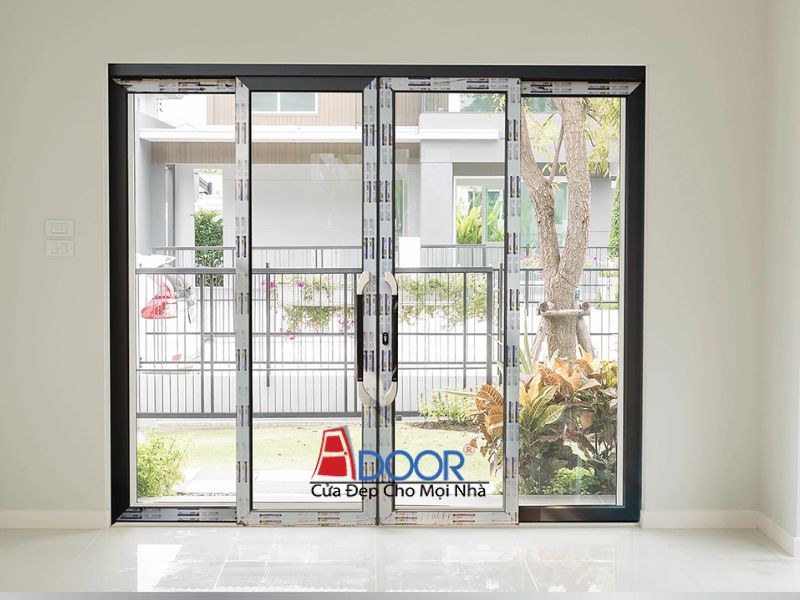 Cửa trượt quay PMA được lắp đặt tại một ngôi nhà phố Cửa trượt quay PMA được lắp đặt tại một ngôi nhà phố