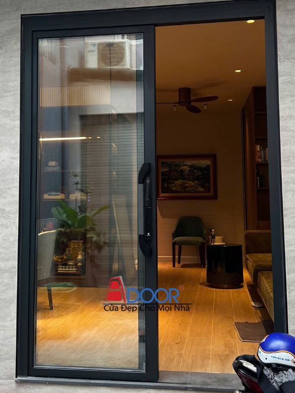 Cửa trượt quay 2 cánh phù hợp không gian phòng khách tại Đồng Xoài Cửa trượt quay 2 cánh phù hợp không gian phòng khách tại Đồng Xoài