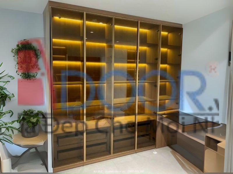 giá tủ rượu cánh kính đứng cơ bản