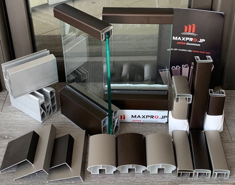 Phụ kiện đi kèm Maxpro chất lượng cao Phụ kiện đi kèm Maxpro chất lượng cao
