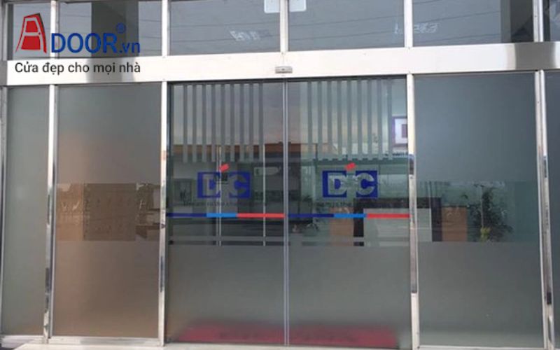 Lựa chọn cửa kính tự động là sự lựa chọn sang trọng, chuyên nghiệp Lựa chọn cửa kính tự động là sự lựa chọn sang trọng, chuyên nghiệp
