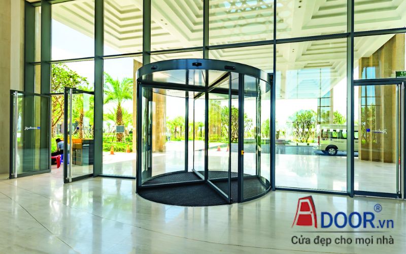 Mẫu cửa kính tự động mở quay tại quận 1 Adoor Mẫu cửa kính tự động mở quay tại quận 1 Adoor