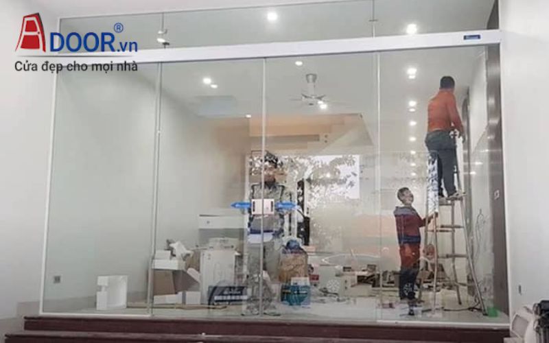 Quy trình lắp đặt cẩn trọng cửa kính tự động tại Quận 2 - Adoor Quy trình lắp đặt cẩn trọng cửa kính tự động tại Quận 2 - Adoor